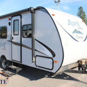 Apex Nano 187 RB 2017 - LM Cossette inc. vr roulotte fifth wheel caravane rv travel trailer - cherokee grey wolf pup arctic wolf kodiak