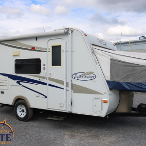 Trail Cruiser C-17 2007 - LM Cossette inc. vr roulotte fifth wheel caravane rv travel trailer - cherokee grey wolf pup arctic wolf kodiak apex nano