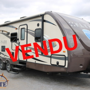 Flex 28 BH 2013 -LM Cossette inc. vr roulotte fifth wheel caravane rv travel trailer - cherokee wolf pup grey wolf pup kodiak apex nano