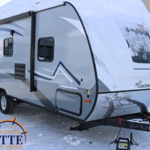 Apex Nano 213 RDS 2019 - LM Cossette inc. vr roulotte fifth wheel caravane rv travel trailer - cherokee grey wolf pup kodiak aspen trail arctic wolf alpha wolf cub apex nano