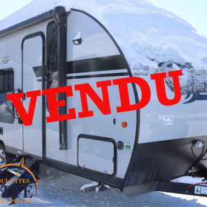 WOLF PUP 16 FQ (ÉDITION BLACK LABEL) 2019 - LM Cossette inc. vr roulotte fifth wheel caravane rv travel trailer - cherokee grey wolf pup kodiak aspen trail arctic wolf alpha wolf cub apex nano