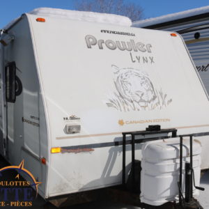 Prowler Lynx 829 T 2004- LM Cossette inc. vr roulotte fifth wheel caravane rv travel trailer - cherokee grey wolf pup kodiak aspen trail arctic wolf alpha wolf cub apex nano