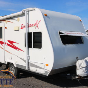 Fun Finder X-160 2008 LM Cossette inc. vr roulotte fifth wheel caravane rv travel trailer - cherokee grey wolf pup kodiak aspen trail arctic wolf alpha wolf cub apex nano