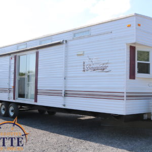 Bayridge 38 FK 2008 -LM Cossette inc. vr roulotte fifth wheel caravane rv travel trailer - cherokee grey wolf pup kodiak aspen trail arctic wolf alpha wolf cub apex nano roulotte a vendre trois-rivières