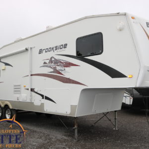 Brookside 290 FWRLS 2010 -LM Cossette inc. vr roulotte fifth wheel caravane rv travel trailer - cherokee grey wolf pup kodiak aspen trail arctic wolf alpha wolf cub apex nano roulotte a vendre trois-rivières