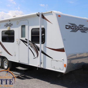 Crossover 230 BH 2012 --LM Cossette inc. vr roulotte fifth wheel caravane rv travel trailer - cherokee grey wolf pup kodiak aspen trail arctic wolf alpha wolf cub apex nano roulotte a vendre trois-rivières