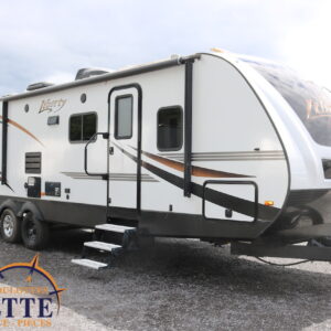 Liberty 315 BH 2018 --LM Cossette inc. vr roulotte fifth wheel caravane rv travel trailer - cherokee grey wolf pup kodiak aspen trail arctic wolf alpha wolf cub apex nano roulotte a vendre trois-rivières