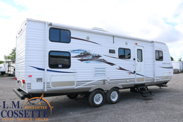 North Country 27 BHS 2010-LM Cossette inc. vr-roulotte-fifth wheel-cargo-arctic wolf -cherokee-grey wolf-wolf pup-kodiak cub-aspen trail-dutchmen-forest river-freedom express select-coachmen-apex nano -Trois-Rivières