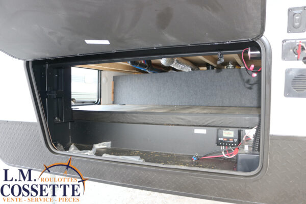 Cherokee 235 MBBL 2024-LM Cossette inc. vr-roulotte-fifth wheel-cargo-arctic wolf -cherokee-grey wolf-wolf pup-kodiak cub-aspen trail-dutchmen-forest river-freedom express select-coachmen-apex nano -Trois-Rivières
