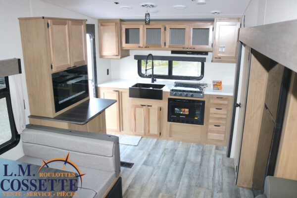 Cherokee 235 MBBL 2024-LM Cossette inc. vr-roulotte-fifth wheel-cargo-arctic wolf -cherokee-grey wolf-wolf pup-kodiak cub-aspen trail-dutchmen-forest river-freedom express select-coachmen-apex nano -Trois-Rivières