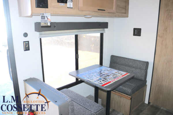 Wolf Pup 16 FQ 2024-LM Cossette inc. vr-roulotte-fifth wheel-cargo-arctic wolf -Remote-Clipper-cherokee-grey wolf-wolf pup-kodiak cub-aspen trail-dutchmen-forest river-freedom express select-coachmen-apex nano -Trois-Rivières