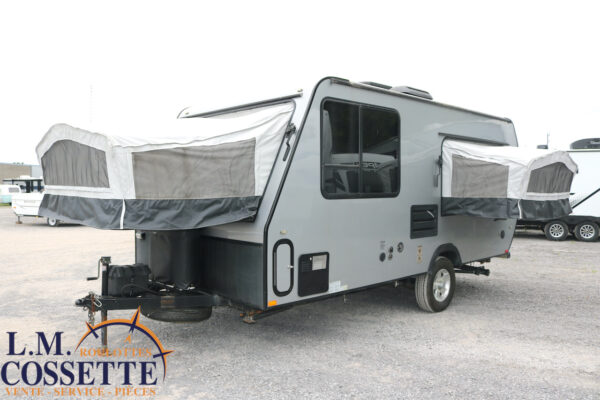 Star Stream SS18RB 2008-LM Cossette inc. vr-roulotte-fifth wheel-cargo-arctic wolf -Remote-Clipper-cherokee-grey wolf-wolf pup-kodiak cub-aspen trail-dutchmen-forest river-freedom express select-coachmen-apex nano -Trois-Rivières