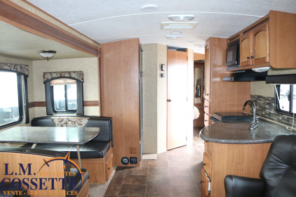 Sunset Trail 30 RE 2013-LM Cossette inc. vr-roulotte-fifth wheel-cargo-arctic wolf -Remote-Clipper-cherokee-grey wolf-wolf pup-kodiak cub-aspen trail-dutchmen-forest river-freedom express select-coachmen-apex nano -Trois-Rivières