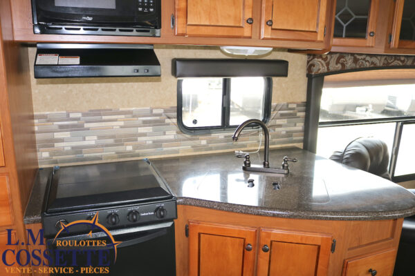 Sunset Trail 30 RE 2013-LM Cossette inc. vr-roulotte-fifth wheel-cargo-arctic wolf -Remote-Clipper-cherokee-grey wolf-wolf pup-kodiak cub-aspen trail-dutchmen-forest river-freedom express select-coachmen-apex nano -Trois-Rivières