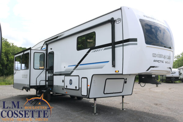 Arctic Wolf 3250 Suite 2025-LM Cossette inc. vr-roulotte-fifth wheel-cargo-arctic wolf -Remote-Clipper-cherokee-grey wolf-wolf pup-kodiak cub-aspen trail-dutchmen-forest river-freedom express select-coachmen-apex nano -Trois-Rivières