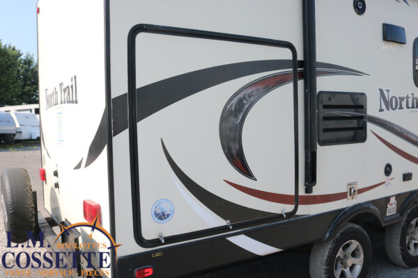 North Trail 22 RBK 2014-LM Cossette inc. vr-roulotte-fifth wheel-cargo-arctic wolf -Remote-Clipper-cherokee-grey wolf-wolf pup-kodiak cub-aspen trail-dutchmen-forest river-freedom express select-coachmen-apex nano -Trois-Rivières