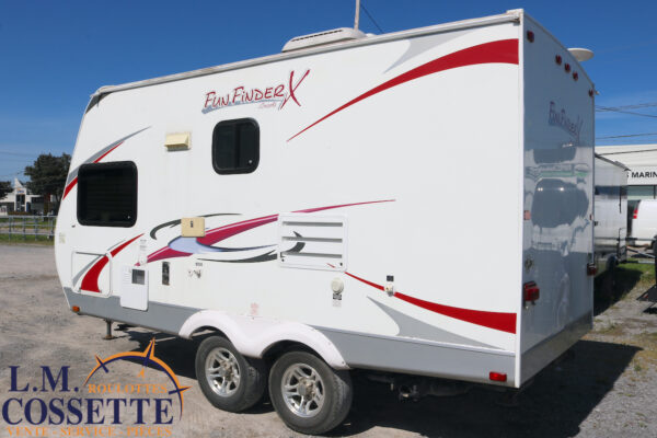 Fun Finder 189 FBR 2012-LM Cossette inc. vr-roulotte-fifth wheel-cargo-arctic wolf -Remote-Clipper-cherokee-grey wolf-wolf pup-kodiak cub-aspen trail-dutchmen-forest river-freedom express select-coachmen-apex nano -Trois-Rivières