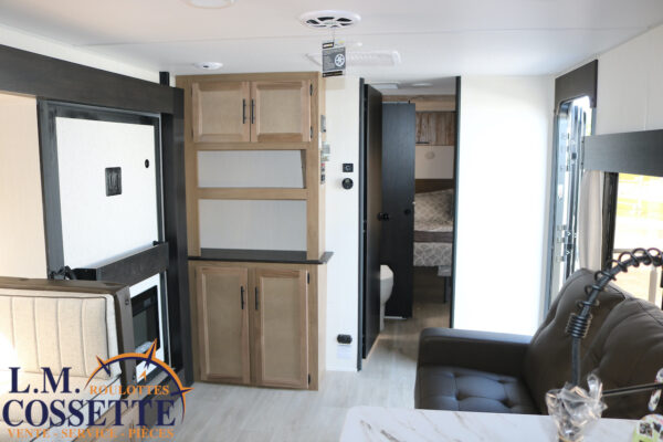 Grey Wolf 26 SS 2025-LM Cossette inc. vr-roulotte-fifth wheel-cargo-arctic wolf -Remote-Clipper-cherokee-grey wolf-wolf pup-kodiak cub-aspen trail-dutchmen-forest river-freedom express select-coachmen-apex nano -Trois-Rivières