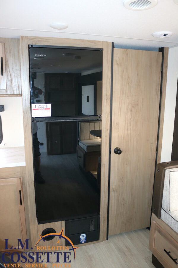 Grey Wolf 26 SS 2025-LM Cossette inc. vr-roulotte-fifth wheel-cargo-arctic wolf -Remote-Clipper-cherokee-grey wolf-wolf pup-kodiak cub-aspen trail-dutchmen-forest river-freedom express select-coachmen-apex nano -Trois-Rivières