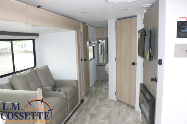 Kodiak 257 RKSL 2025-LM Cossette inc. vr-roulotte-fifth wheel-cargo-arctic wolf -Remote-Clipper-cherokee-grey wolf-wolf pup-kodiak cub-aspen trail-dutchmen-forest river-freedom express select-coachmen-apex nano -Trois-Rivières