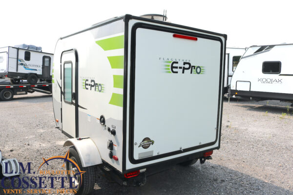 Flagstaff E-Pro 12 RK 2020-LM Cossette inc. vr-roulotte-fifth wheel-cargo-arctic wolf -Remote-Clipper-cherokee-grey wolf-wolf pup-kodiak cub-aspen trail-dutchmen-forest river-freedom express select-coachmen-apex nano -Trois-Rivières