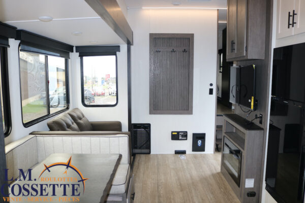 Arctic Wolf 287 BH 2025-LM Cossette inc. vr-roulotte-fifth wheel-cargo-arctic wolf -Remote-Clipper-cherokee-grey wolf-wolf pup-kodiak cub-aspen trail-dutchmen-forest river-freedom express select-coachmen-apex nano -Trois-Rivières