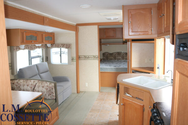 Dutchmen 30 S 2006 --LM Cossette inc. vr-roulotte-fifth wheel-cargo-arctic wolf -Remote-Clipper-cherokee-grey wolf-wolf pup-kodiak cub-aspen trail-dutchmen-forest river-freedom express select-coachmen-apex nano -Trois-Rivières