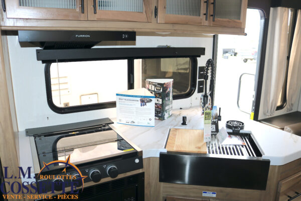 Grey Wolf 23 MK 2025-LM Cossette inc. vr-roulotte-fifth wheel-cargo-arctic wolf -Remote-Clipper-cherokee-grey wolf-wolf pup-kodiak cub-aspen trail-dutchmen-forest river-freedom express select-coachmen-apex nano -Trois-Rivières