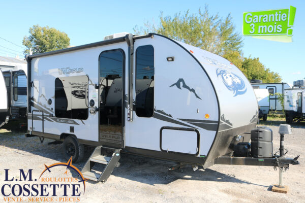 Wolf Pup 16 FQBL 2022 ( Édition Black Label )-LM Cossette inc. vr-roulotte-fifth wheel-cargo-arctic wolf -Remote-Clipper-cherokee-grey wolf-wolf pup-kodiak cub-aspen trail-dutchmen-forest river-freedom express select-coachmen-apex nano -Trois-Rivières