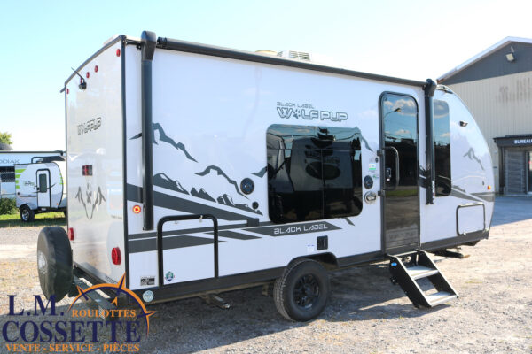 Wolf Pup 16 FQBL 2022 ( Édition Black Label )-LM Cossette inc. vr-roulotte-fifth wheel-cargo-arctic wolf -Remote-Clipper-cherokee-grey wolf-wolf pup-kodiak cub-aspen trail-dutchmen-forest river-freedom express select-coachmen-apex nano -Trois-Rivières