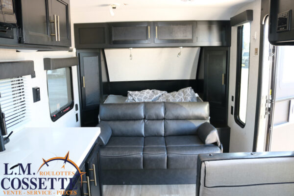 Wolf Pup 16 FQBL 2022 ( Édition Black Label )-LM Cossette inc. vr-roulotte-fifth wheel-cargo-arctic wolf -Remote-Clipper-cherokee-grey wolf-wolf pup-kodiak cub-aspen trail-dutchmen-forest river-freedom express select-coachmen-apex nano -Trois-Rivières