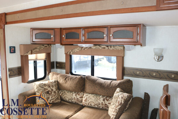 Freedom Express 281 RLDS 2012-LM Cossette inc. vr-roulotte-fifth wheel-cargo-arctic wolf -Remote-Clipper-cherokee-grey wolf-wolf pup-kodiak cub-aspen trail-dutchmen-forest river-freedom express select-coachmen-apex nano -Trois-Rivières