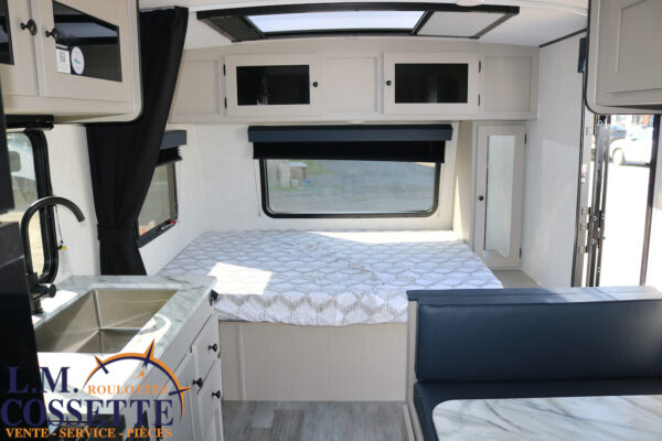 Apex Nano 186 BH 2025-LM Cossette inc. vr-roulotte-fifth wheel-cargo-arctic wolf -Remote-Clipper-cherokee-grey wolf-wolf pup-kodiak cub-aspen trail-dutchmen-forest river-freedom express select-coachmen-apex nano -Trois-Rivières