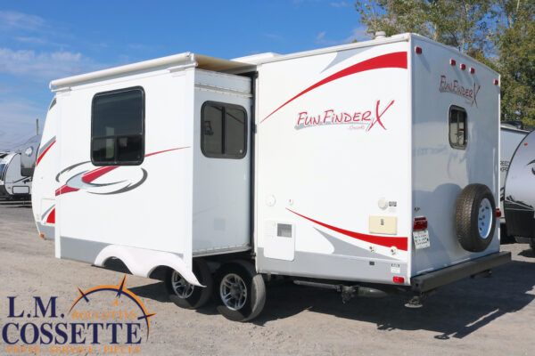 Fun Finder 214 WSD 2012-LM Cossette inc. vr-roulotte-fifth wheel-cargo-arctic wolf -Remote-Clipper-cherokee-grey wolf-wolf pup-kodiak cub-aspen trail-dutchmen-forest river-freedom express select-coachmen-apex nano -Trois-Rivières