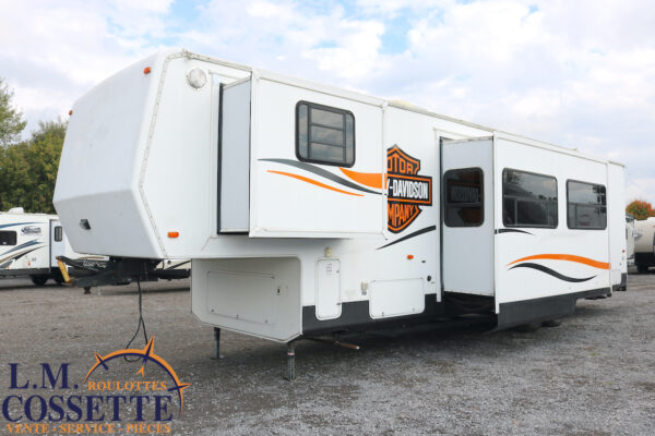 New Vision 36 2003-LM Cossette inc. vr-roulotte-fifth wheel-cargo-arctic wolf -Remote-Clipper-cherokee-grey wolf-wolf pup-kodiak cub-aspen trail-dutchmen-forest river-freedom express select-coachmen-apex nano -Trois-Rivières