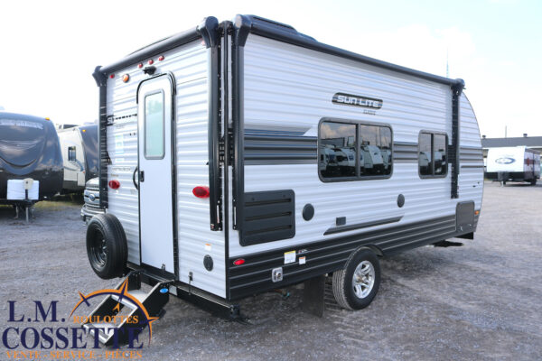 Sun-Lite 18 RD 2022-LM Cossette inc. vr-roulotte-fifth wheel-cargo-arctic wolf -Remote-Clipper-cherokee-grey wolf-wolf pup-kodiak cub-aspen trail-dutchmen-forest river-freedom express select-coachmen-apex nano -Trois-Rivières