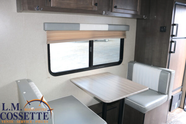 Sun-Lite 18 RD 2022-LM Cossette inc. vr-roulotte-fifth wheel-cargo-arctic wolf -Remote-Clipper-cherokee-grey wolf-wolf pup-kodiak cub-aspen trail-dutchmen-forest river-freedom express select-coachmen-apex nano -Trois-Rivières