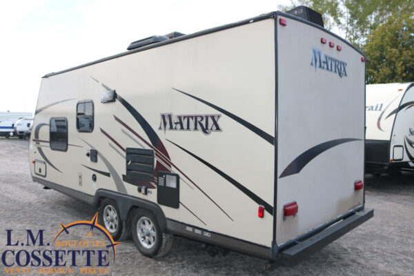 Matrix 721 RB 2014-LM Cossette inc. vr-roulotte-fifth wheel-cargo-arctic wolf -Remote-Clipper-cherokee-grey wolf-wolf pup-kodiak cub-aspen trail-dutchmen-forest river-freedom express select-coachmen-apex nano -Trois-Rivières