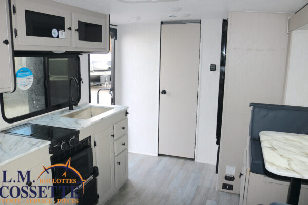 Apex Nano 190 RBS 2025-LM Cossette inc. vr-roulotte-fifth wheel-cargo-arctic wolf -Remote-Clipper-cherokee-grey wolf-wolf pup-kodiak cub-aspen trail-dutchmen-forest river-freedom express select-coachmen-apex nano -Trois-Rivières