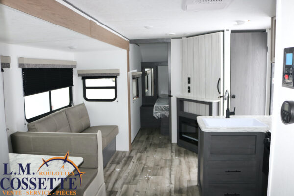 Aspen Trail 29 TB 2025-LM Cossette inc. vr-roulotte-fifth wheel-cargo-arctic wolf -Remote-Clipper-cherokee-grey wolf-wolf pup-kodiak cub-aspen trail-dutchmen-forest river-freedom express select-coachmen-apex nano -Trois-Rivières