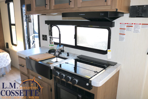 Grey Wolf 20 RDSE 2025-LM Cossette inc. vr-roulotte-fifth wheel-cargo-arctic wolf -Remote-Clipper-cherokee-grey wolf-wolf pup-kodiak cub-aspen trail-dutchmen-forest river-freedom express select-coachmen-apex nano -Trois-Rivières