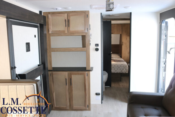 Grey Wolf 26 SS 2025-LM Cossette inc. vr-roulotte-fifth wheel-cargo-arctic wolf -Remote-Clipper-cherokee-grey wolf-wolf pup-kodiak cub-aspen trail-dutchmen-forest river-freedom express select-coachmen-apex nano -Trois-Rivières