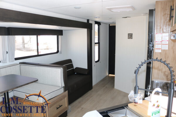 Grey Wolf 29 TE 2025-LM Cossette inc. vr-roulotte-fifth wheel-cargo-arctic wolf -Remote-Clipper-cherokee-grey wolf-wolf pup-kodiak cub-aspen trail-dutchmen-forest river-freedom express select-coachmen-apex nano -Trois-Rivières