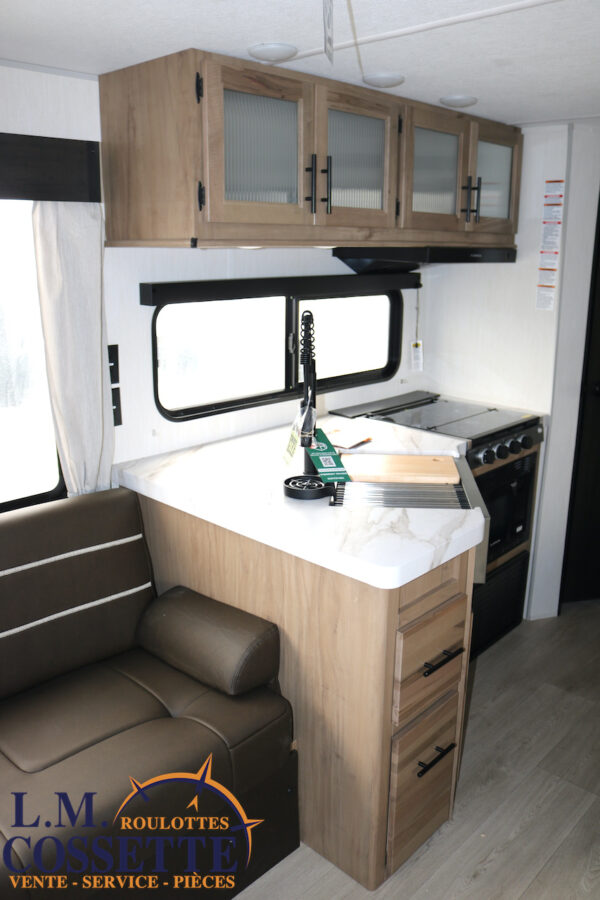 Grey Wolf 26 BRB 2025-LM Cossette inc. vr-roulotte-fifth wheel-cargo-arctic wolf -Remote-Clipper-cherokee-grey wolf-wolf pup-kodiak cub-aspen trail-dutchmen-forest river-freedom express select-coachmen-apex nano -Trois-Rivières