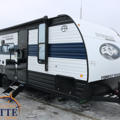 Grey Wolf 23 DBH 2025-LM Cossette inc. vr-roulotte-fifth wheel-cargo-arctic wolf -Remote-Clipper-cherokee-grey wolf-wolf pup-kodiak cub-aspen trail-dutchmen-forest river-freedom express select-coachmen-apex nano -Trois-Rivières