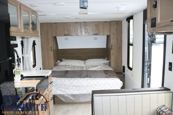 Grey Wolf 22 MKSE 2025-LM Cossette inc. vr-roulotte-fifth wheel-cargo-arctic wolf -Remote-Clipper-cherokee-grey wolf-wolf pup-kodiak cub-aspen trail-dutchmen-forest river-freedom express select-coachmen-apex nano -Trois-Rivières