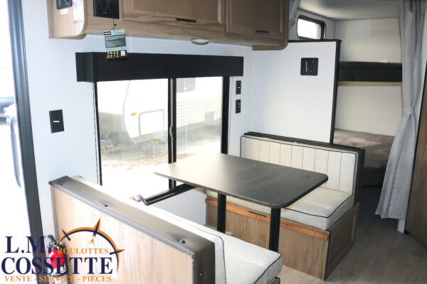 Grey Wolf 22 MKSE 2025-LM Cossette inc. vr-roulotte-fifth wheel-cargo-arctic wolf -Remote-Clipper-cherokee-grey wolf-wolf pup-kodiak cub-aspen trail-dutchmen-forest river-freedom express select-coachmen-apex nano -Trois-Rivières