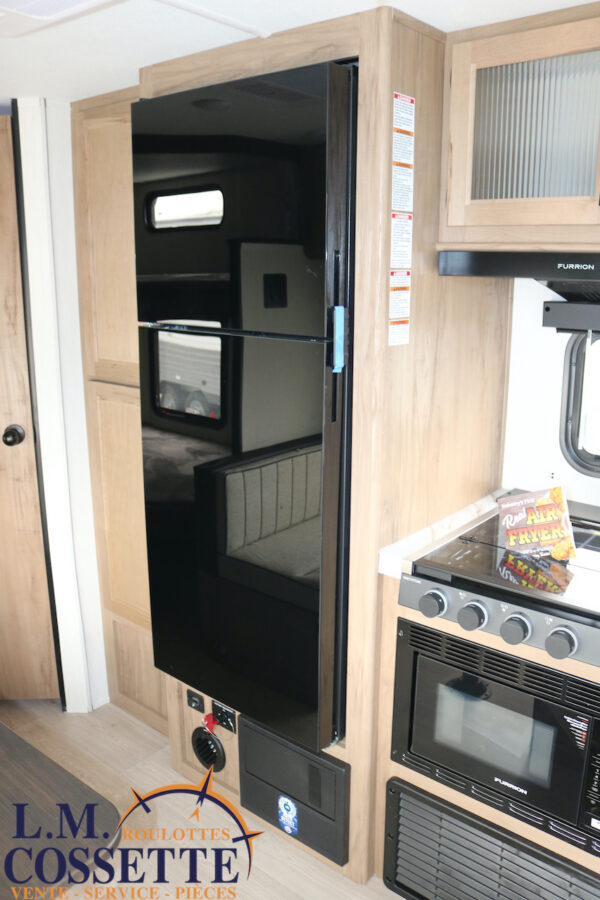 Grey Wolf 22 MKSE 2025-LM Cossette inc. vr-roulotte-fifth wheel-cargo-arctic wolf -Remote-Clipper-cherokee-grey wolf-wolf pup-kodiak cub-aspen trail-dutchmen-forest river-freedom express select-coachmen-apex nano -Trois-Rivières