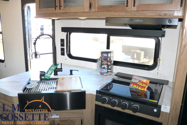 Grey Wolf 26 DBH 2025-LM Cossette inc. vr-roulotte-fifth wheel-cargo-arctic wolf -Remote-Clipper-cherokee-grey wolf-wolf pup-kodiak cub-aspen trail-dutchmen-forest river-freedom express select-coachmen-apex nano -Trois-Rivières