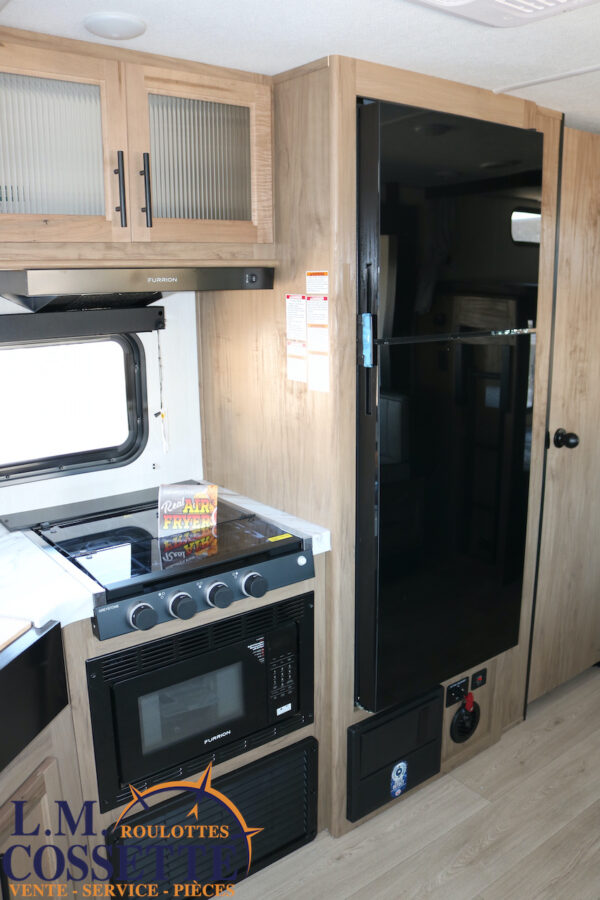 Grey Wolf 26 DBH 2025-LM Cossette inc. vr-roulotte-fifth wheel-cargo-arctic wolf -Remote-Clipper-cherokee-grey wolf-wolf pup-kodiak cub-aspen trail-dutchmen-forest river-freedom express select-coachmen-apex nano -Trois-Rivières